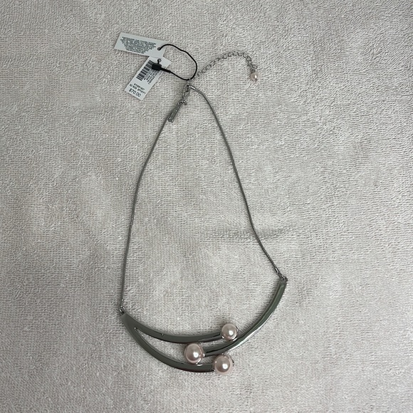 Necklace with matching earrings | Pink Pearls - Picture 3 of 8